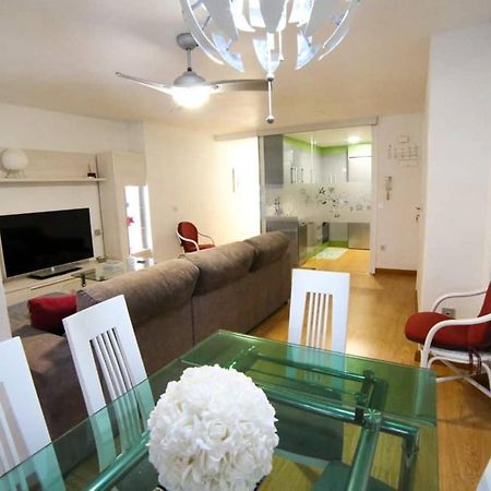 Centrico, Cerca De La Playa Con Aparcamiento Privado Gratis Apartment อากีลัส ภายนอก รูปภาพ