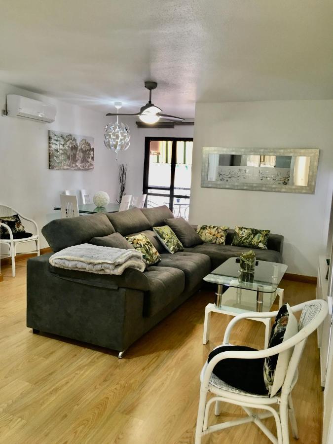 Centrico, Cerca De La Playa Con Aparcamiento Privado Gratis Apartment อากีลัส ภายนอก รูปภาพ